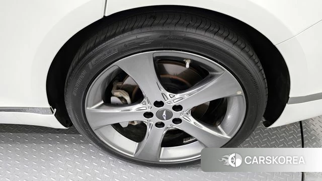 Genesis G80 (RG3) id 4401007 из Кореи 13