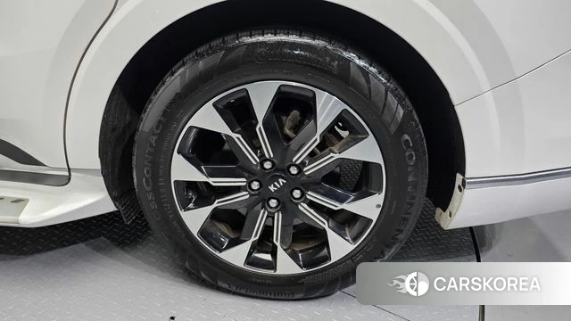 Kia Carnival 4th generation id 4550683 из Кореи 13