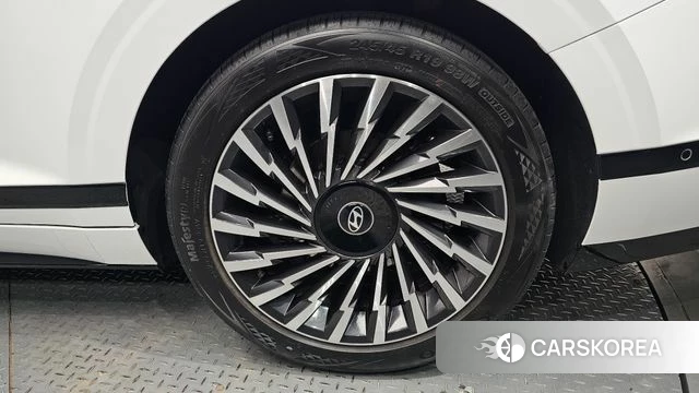 Hyundai Grandeur Hybrid (GN7) id 4280466 из Кореи 13