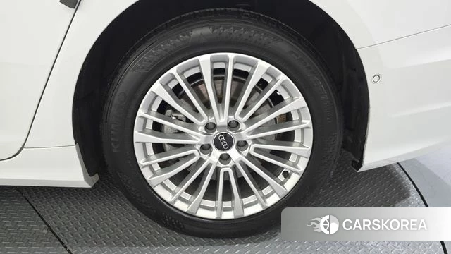 Audi A6 (C8) id 4609371 из Кореи 13