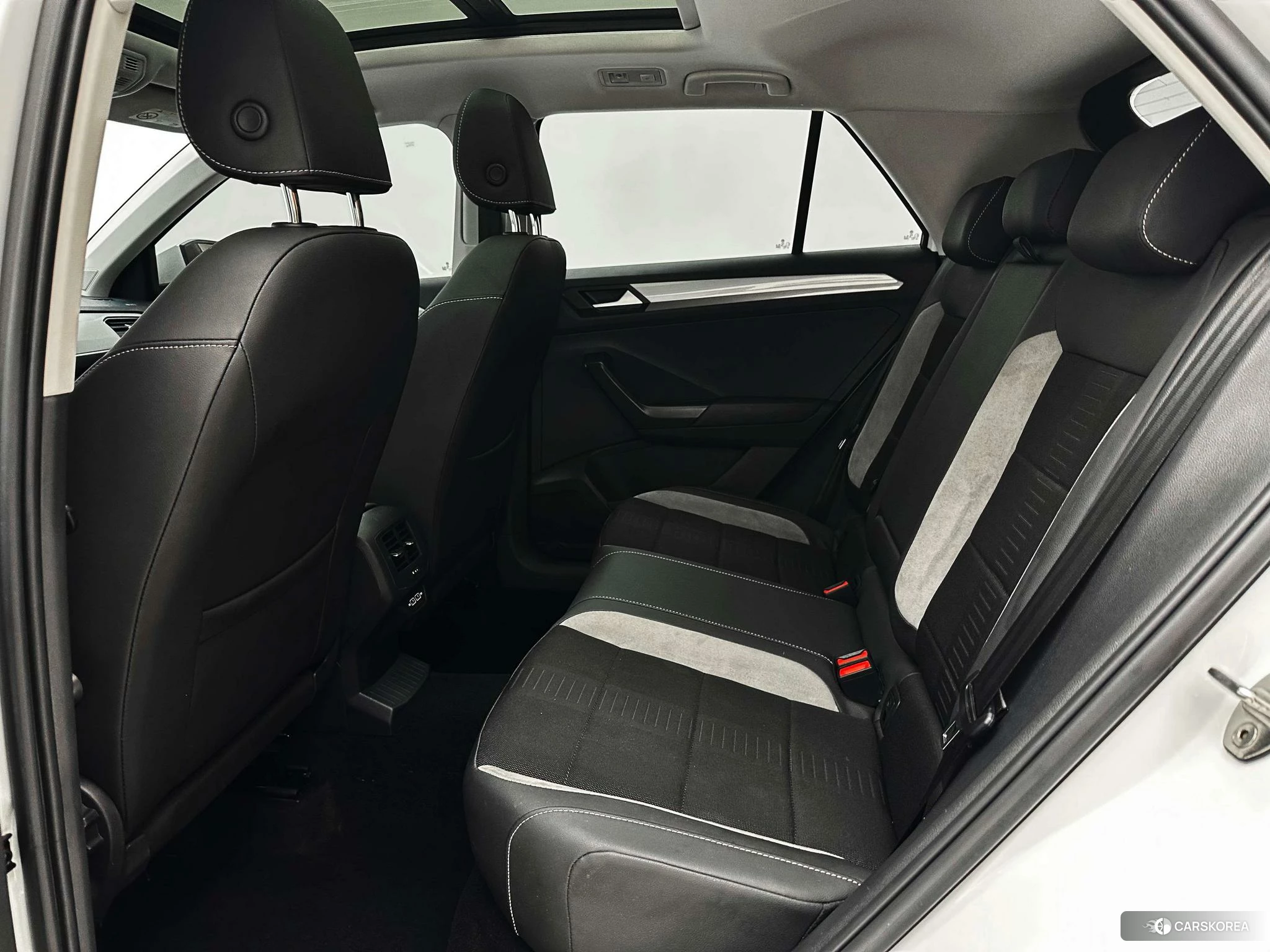 Volkswagen T-Roc id 4486265 из Китая 13