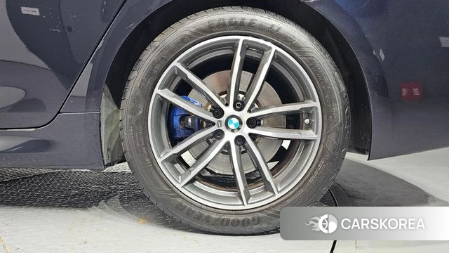BMW 5 Series (G30) id 4202291 из Кореи 13