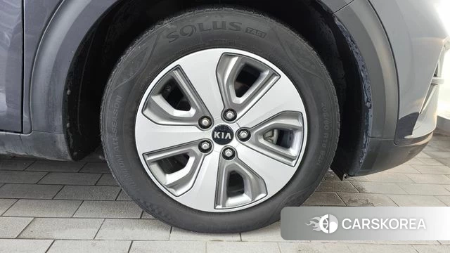 Kia The New Niro id 4568152 из Кореи 13