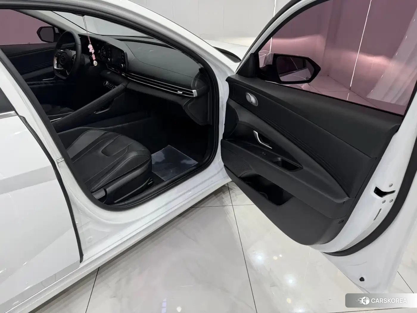 Hyundai Elantra id 4644541 из Китая 13