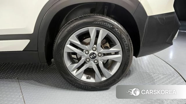 Kia Seltos id 4285185 из Кореи 13