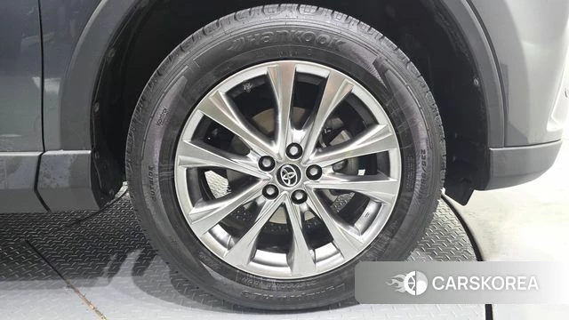 Toyota RAV4 id 4865433 из Кореи 13