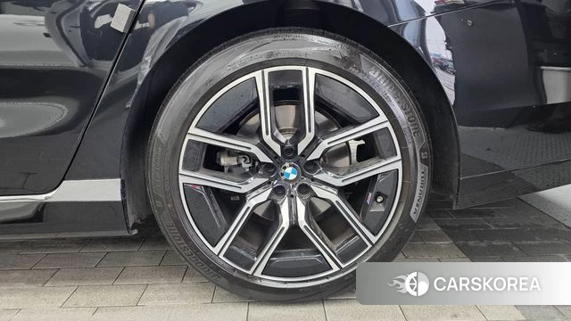 BMW 7 Series (G70) id 4381875 из Кореи 13