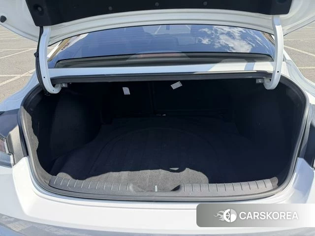 Hyundai Elantra id 4298248 из Китая 13