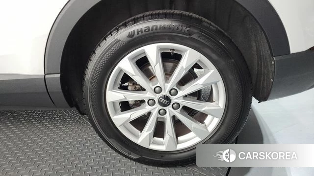 Audi Q3 (F3) id 4528465 из Кореи 13