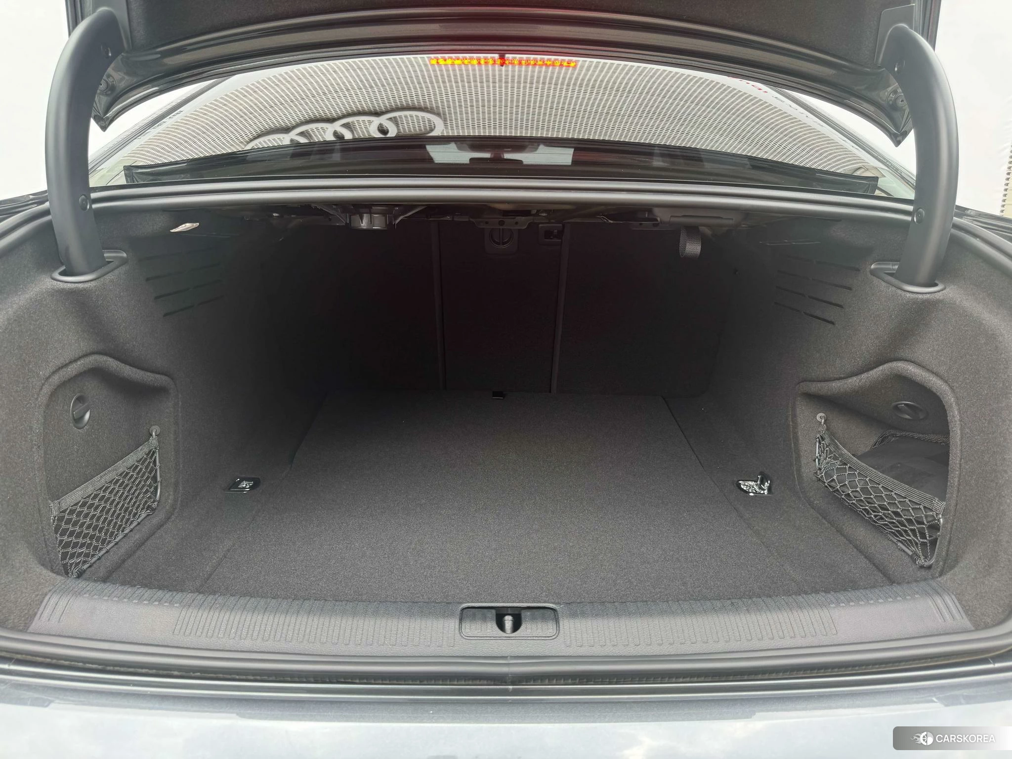 Audi A4L id 4455149 из Китая 13