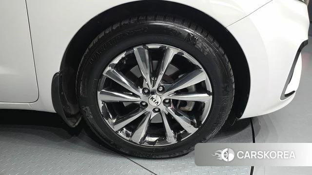 Kia The New Carnival id 4233156 из Кореи 13