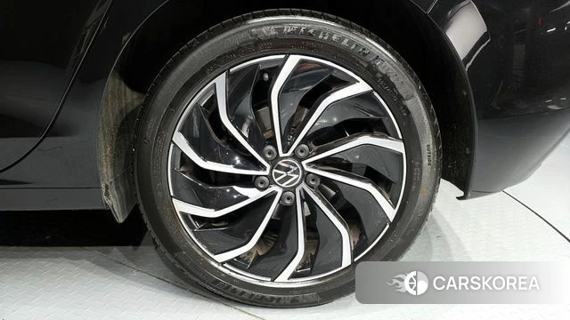 Volkswagen Golf 8th Generation id 4321869 из Кореи 13