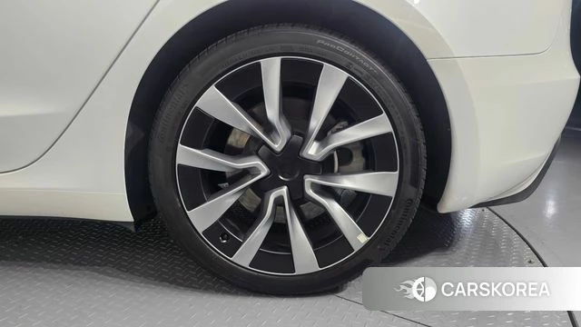 Tesla Model 3 id 4578976 из Кореи 13