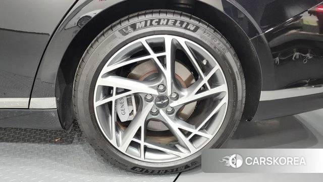 Genesis G90 (RS4) id 4337580 из Кореи 13