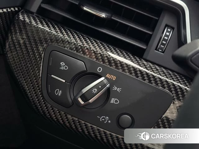 Audi A4L id 4365676 из Китая 13