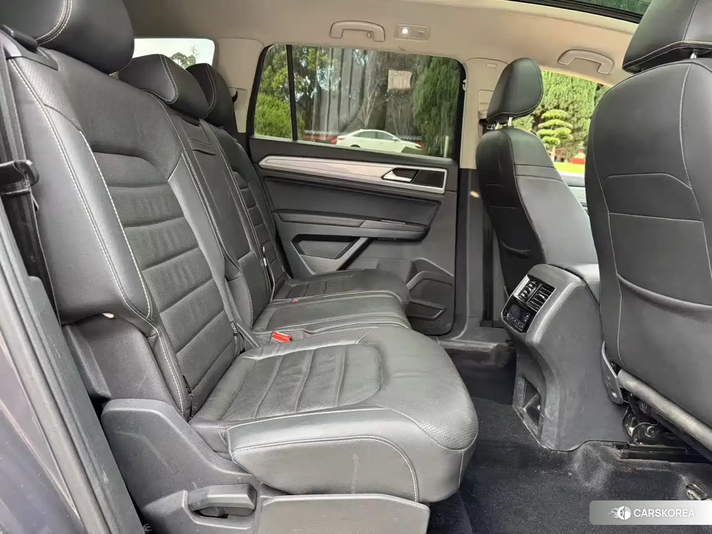 Volkswagen Touareg id 4600881 из Китая 13