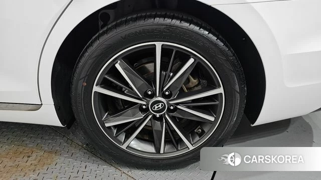Hyundai The New Grandeur IG id 4337698 из Кореи 13