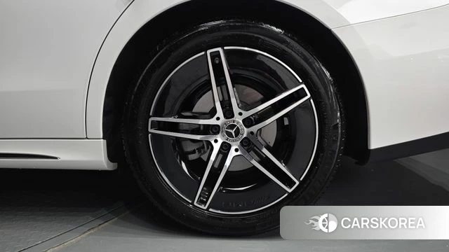 Mercedes-Benz E-Class W214 id 4862534 из Кореи 13