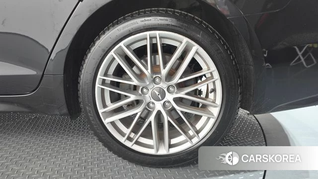 Genesis G70 id 4377851 из Кореи 13