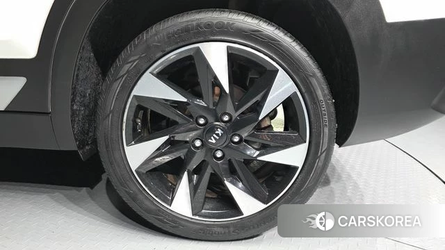 Kia Seltos id 4224476 из Кореи 13