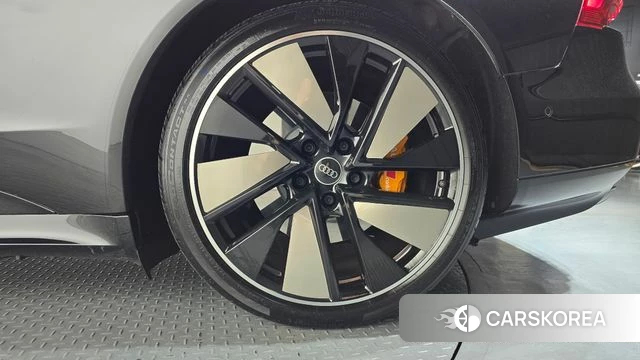 Audi e-Tron GT id 4631574 из Кореи 13