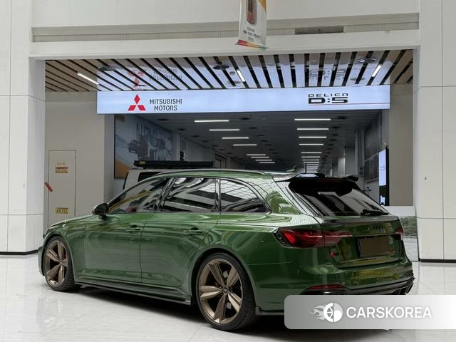 Audi RS 4 id 4211698 из Китая 13