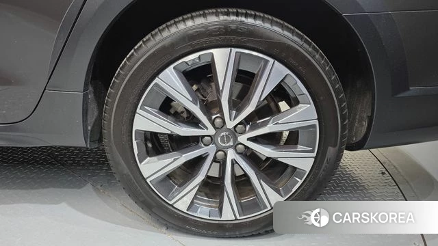 Volvo V90 Cross-Country id 4445310 из Кореи 13