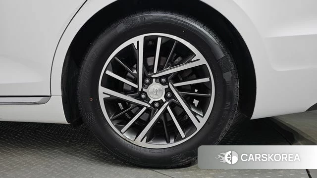 Hyundai The New Grandeur IG id 4410627 из Кореи 13