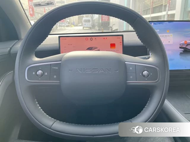 Nissan N6 id 4278557 из Китая 13