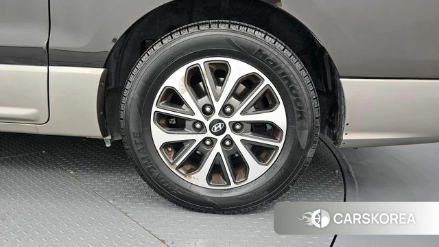 Hyundai The New Grand Starex id 4331730 из Кореи 13