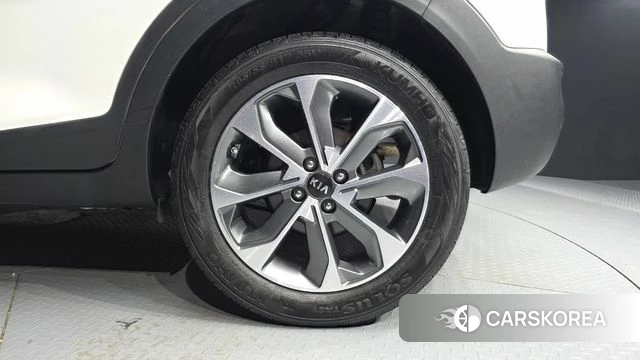 Kia Stonic id 4856373 из Кореи 13