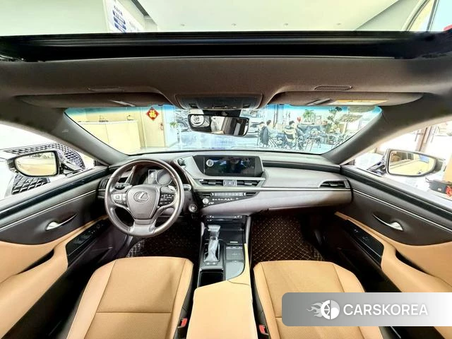 Lexus ES id 4274418 из Китая 13