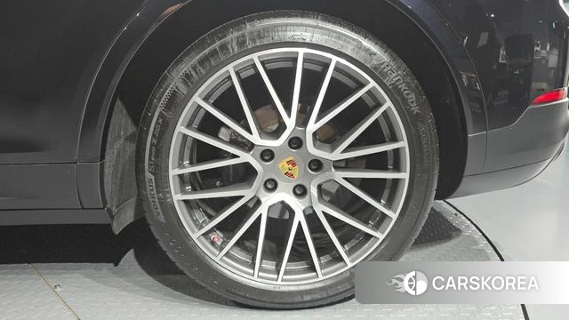 Porsche Cayenne (PO536) id 4603743 из Кореи 13