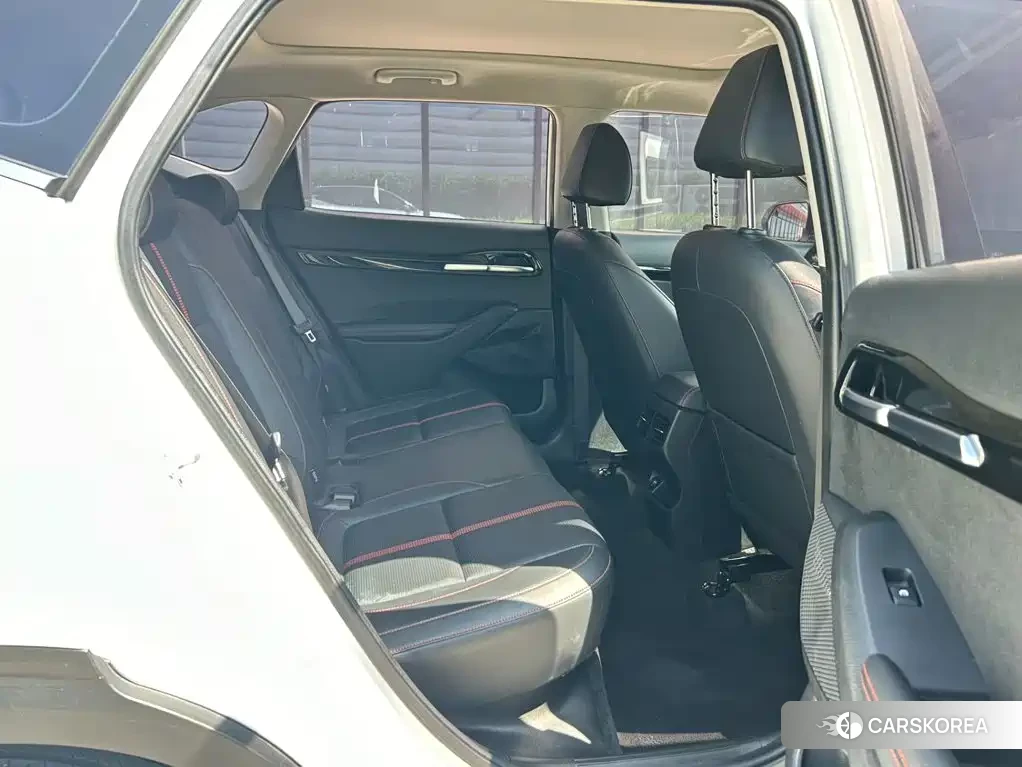 Kia KX3 id 4622417 из Китая 13