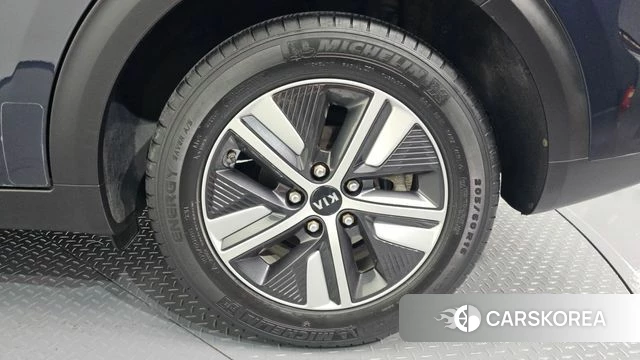 Kia The New Niro id 4447472 из Кореи 13