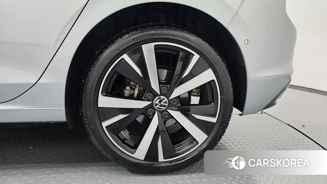 Volkswagen Golf 8th Generation id 4468272 из Кореи 13