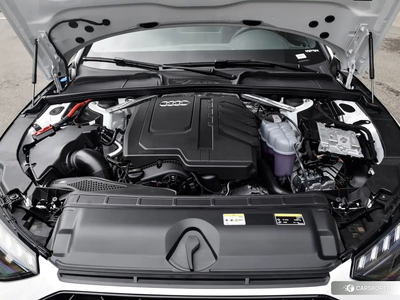 Audi A4L id 4548060 из Китая 13
