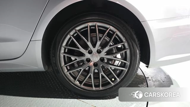 Audi New A6 id 4626310 из Кореи 13