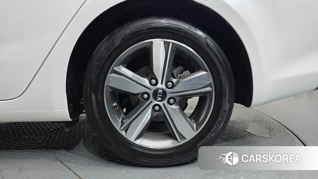 Kia The New K3 id 4658507 из Кореи 13