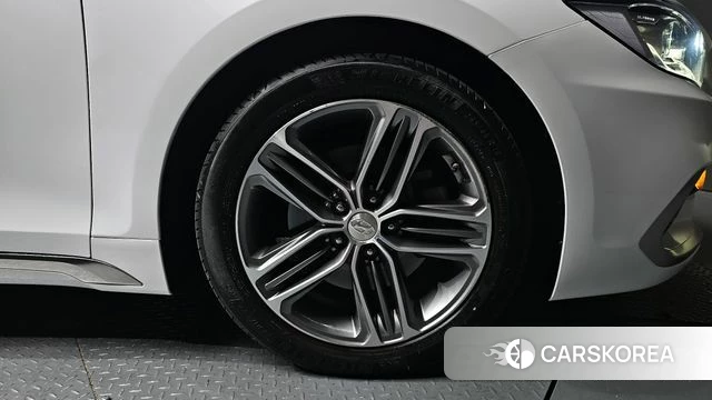 Hyundai Grandeur IG id 4326064 из Кореи 13