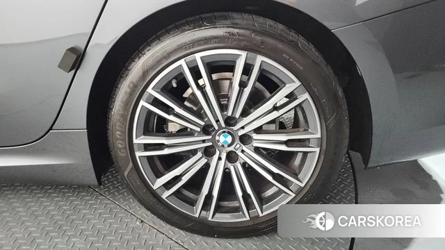 BMW 3 Series (G20) id 4573287 из Кореи 13