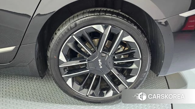 Kia The New K8 Hybrid id 4432315 из Кореи 13
