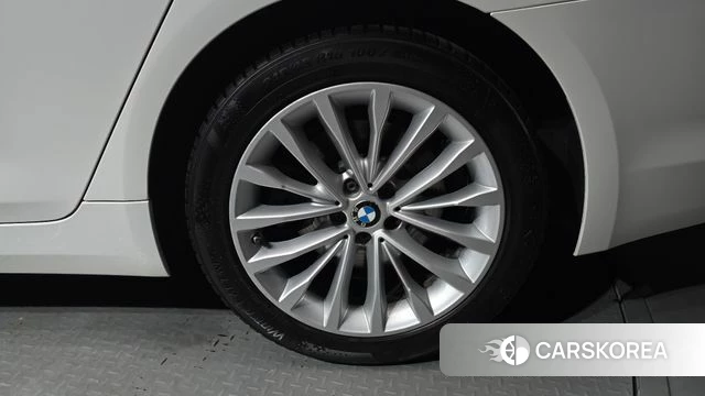 BMW 5 Series (G30) id 4722058 из Кореи 13