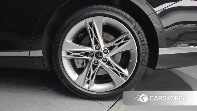 Genesis G90 (RS4) id 4414866 из Кореи 13