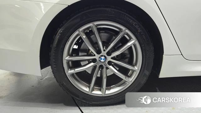 BMW 5 Series (G30) id 4284769 из Кореи 13