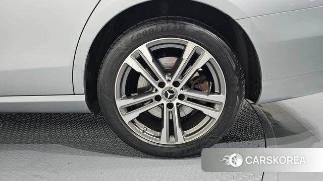 Mercedes-Benz E-Class W213 id 4645989 из Кореи 13