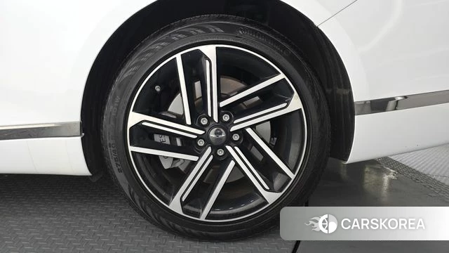 Genesis G80 (RG3) id 4499784 из Кореи 13