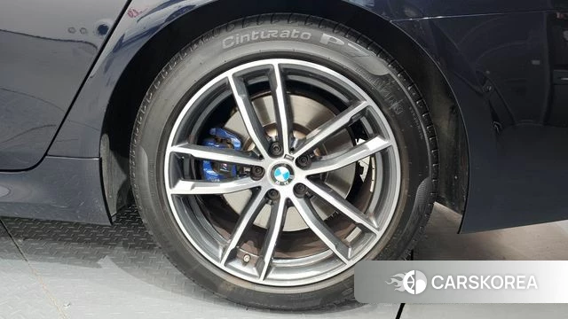 BMW 5 Series (G30) id 4586053 из Кореи 13