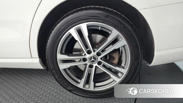 Mercedes-Benz E-Class W213 id 4409505 из Кореи 13
