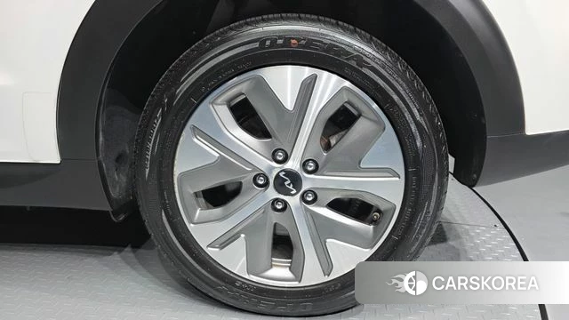 Kia Niro Plus id 4745299 из Кореи 13